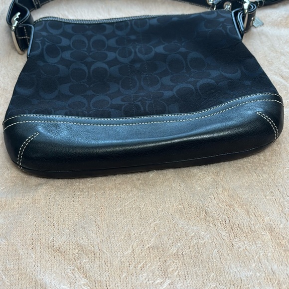 🖤 Vintage Coach Shoulder Bag 🖤 - Picture 3 of 12